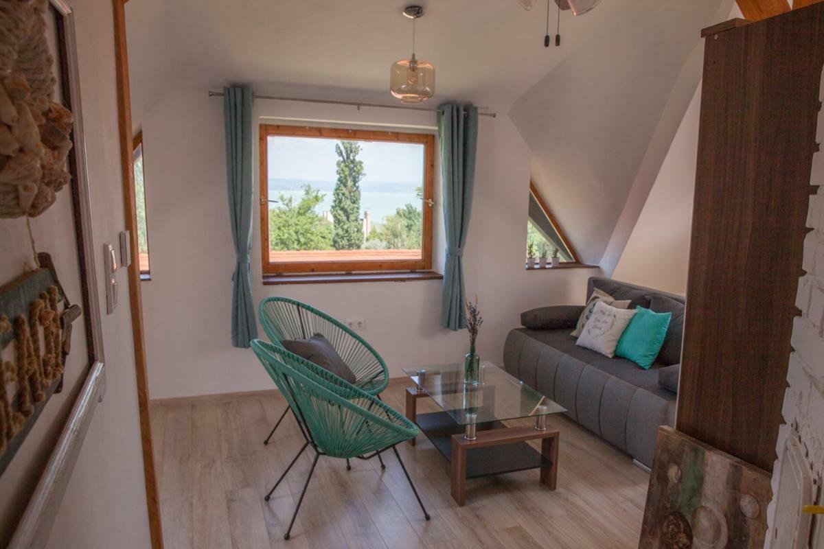 באלאטונסארסו Lakeview Residence Balaton מראה חיצוני תמונה